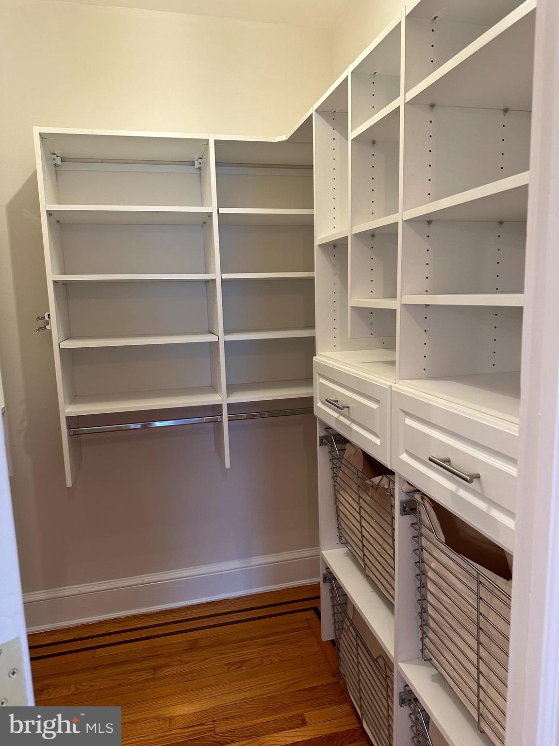 1613 Harvard Street Northwest, Unit 513 Washington, DC 20009 - Photo 34 of 39
