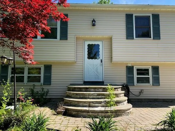 $3,450 | 117 Milwaukee Avenue, Bethel, CT 06801