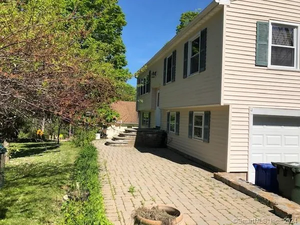 $3,450 | 117 Milwaukee Avenue, Bethel, CT 06801