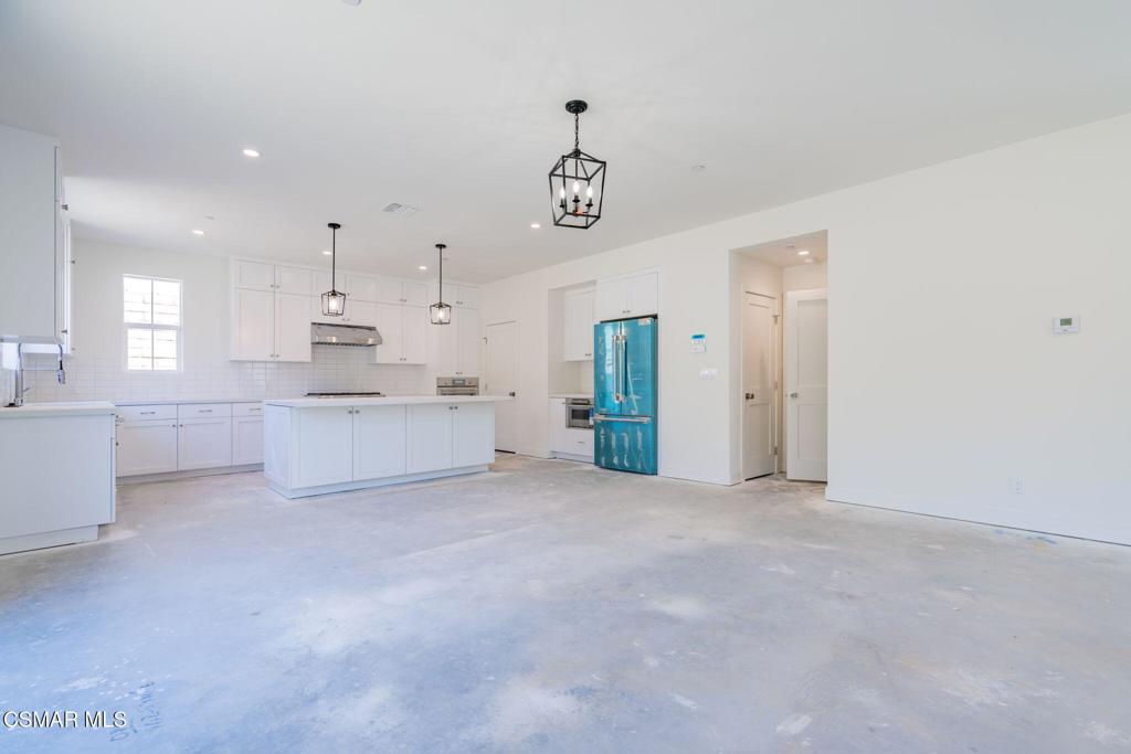 4687 Summit Avenue Simi Valley, CA 93063 - Photo 16 of 61