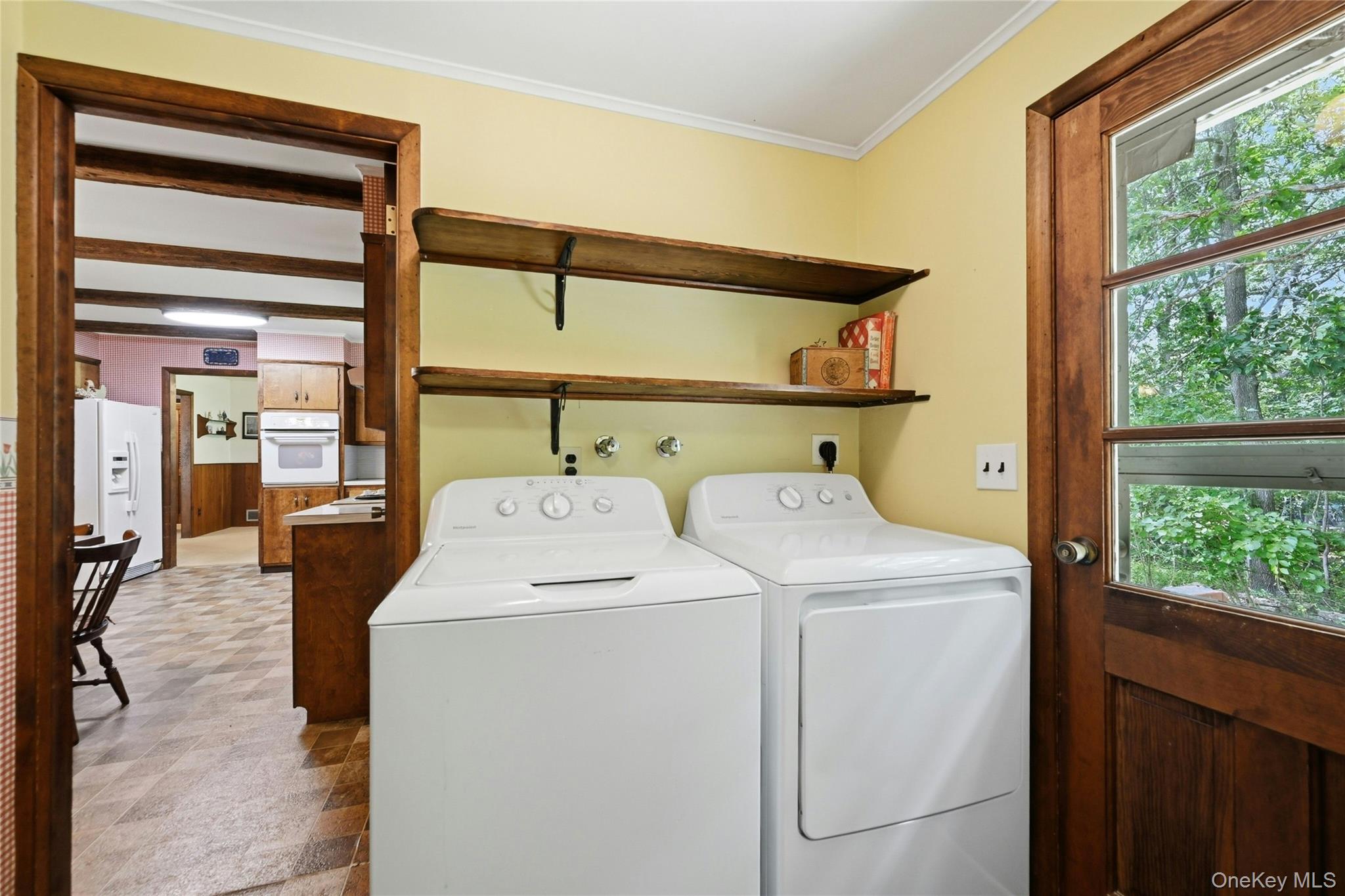 230 Booth Road Southold, NY 11971 - Photo 11 of 29