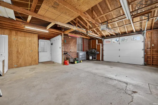 $155,000 | 122 East Adams Street, Tipton, IN 46072