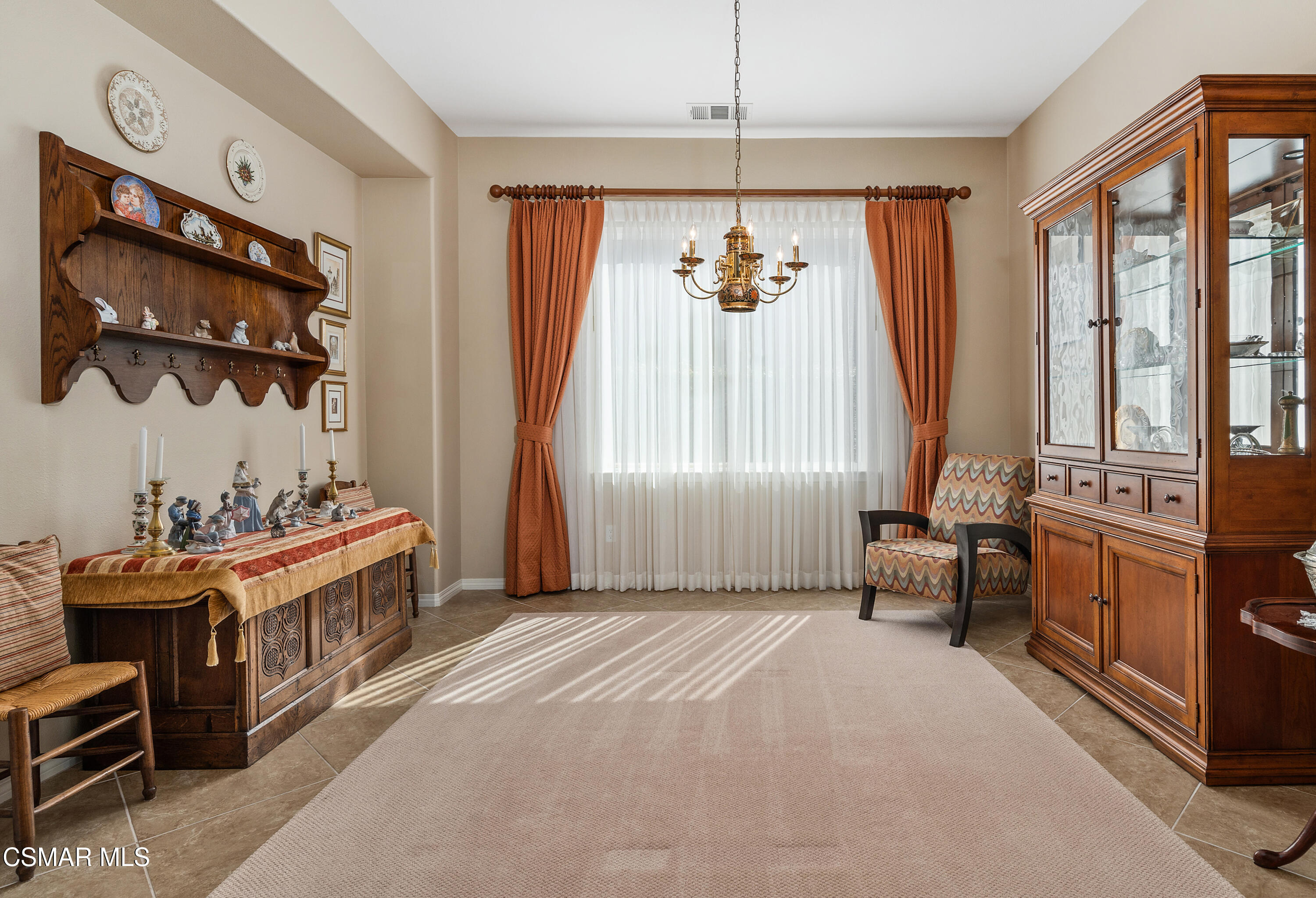 6835 Blue Ridge Way Moorpark, CA 93021 - Photo 7 of 39 a view of a room with workspace