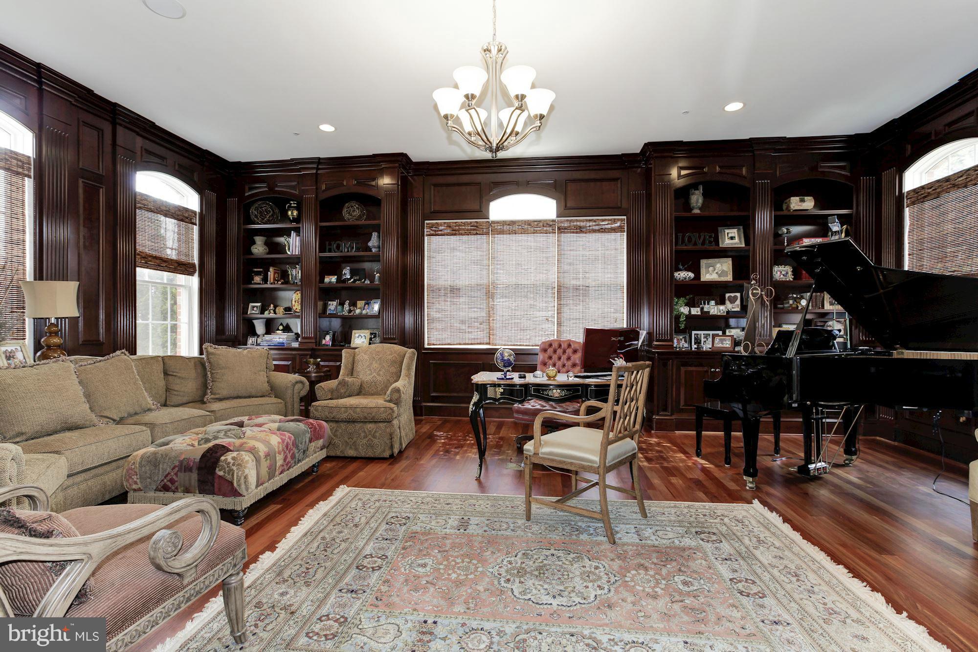 10100 Gary Road Potomac, MD 20854 - Photo 9 of 30 Interior (General)