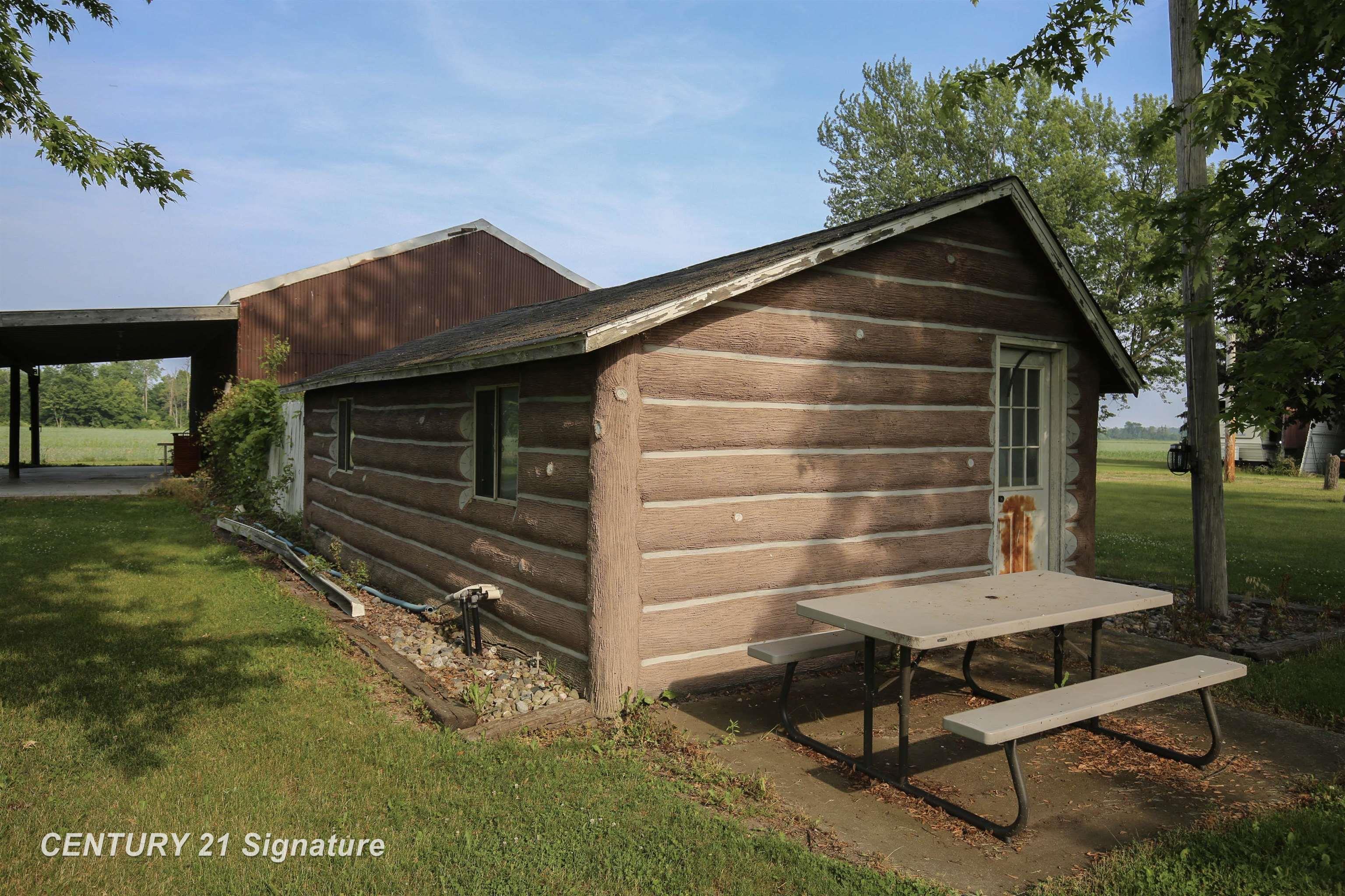 5910 North Shore Road Pinconning, MI 48650 - Photo 51 of 53