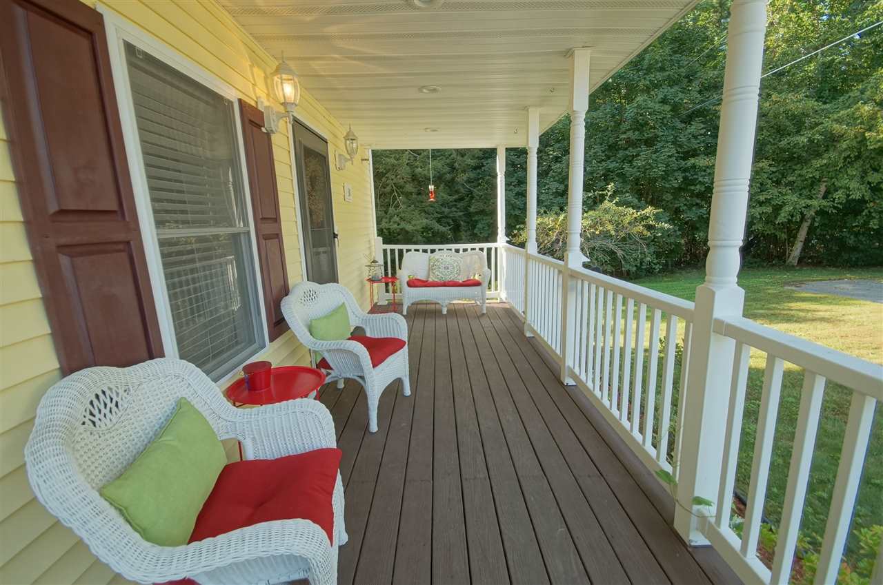 30 Pleasant Street Derry, NH 03038 - Photo 6 of 40 Gallery Image 6