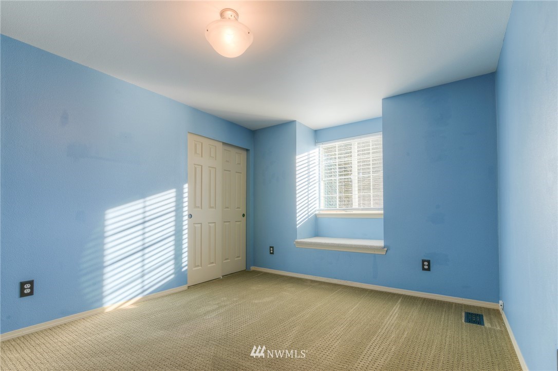 8312 49th Loop Southeast Olympia, WA 98513 - Photo 15 of 31 Gallery Image 15
