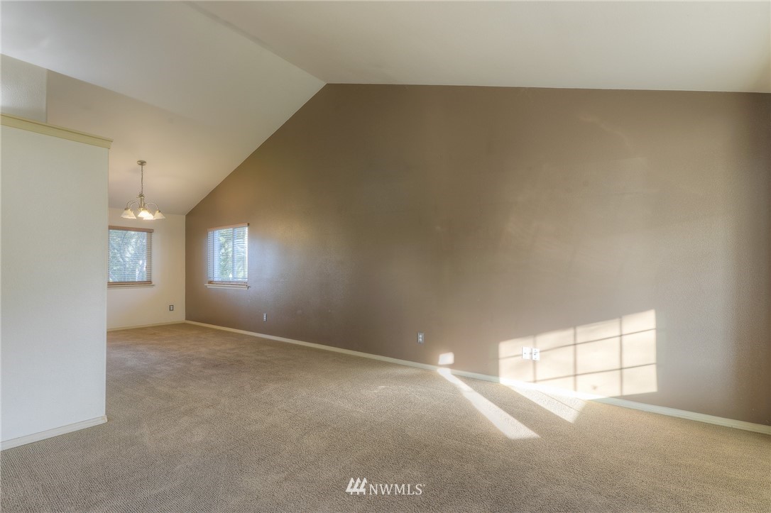 8312 49th Loop Southeast Olympia, WA 98513 - Photo 3 of 31 Gallery Image 3