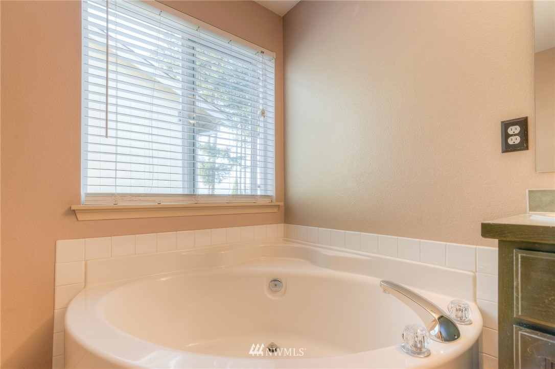 8312 49th Loop Southeast Olympia, WA 98513 - Photo 22 of 31 Gallery Image 22