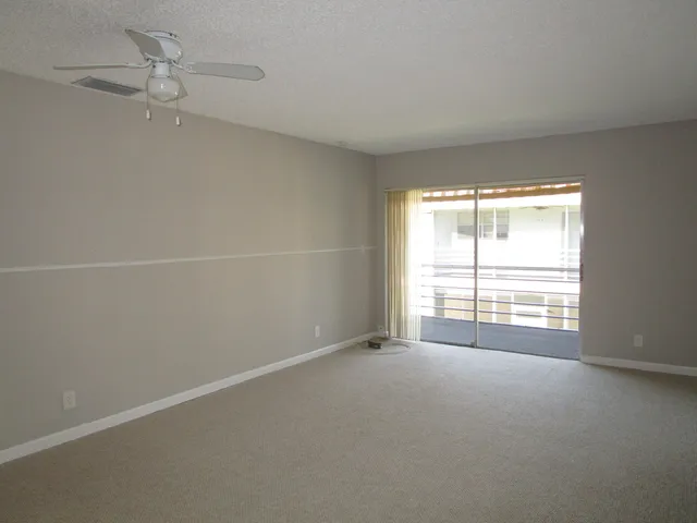 $2,000 | 10693 North Military Trail, Unit 18, Palm Beach Gardens, FL 33410