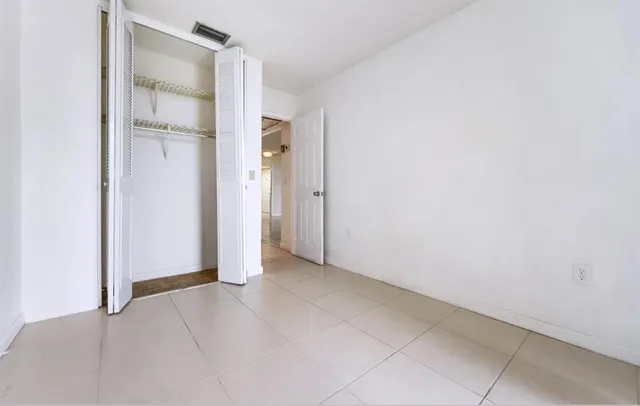 $1,750 | 1410 South Federal Highway, Unit 303, Lake Worth Beach, FL 33460