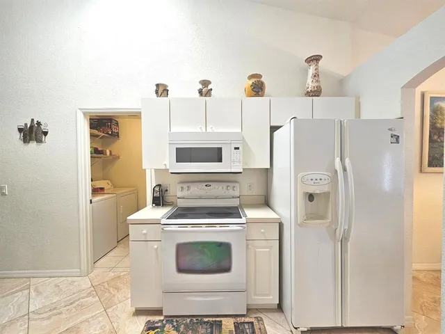 $3,200 | 6161 Coliseum Boulevard, Port Charlotte, FL 33981