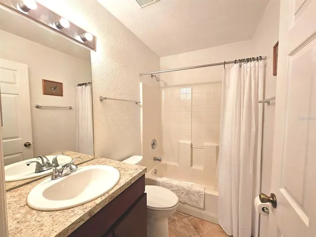 $3,200 | 6161 Coliseum Boulevard, Port Charlotte, FL 33981