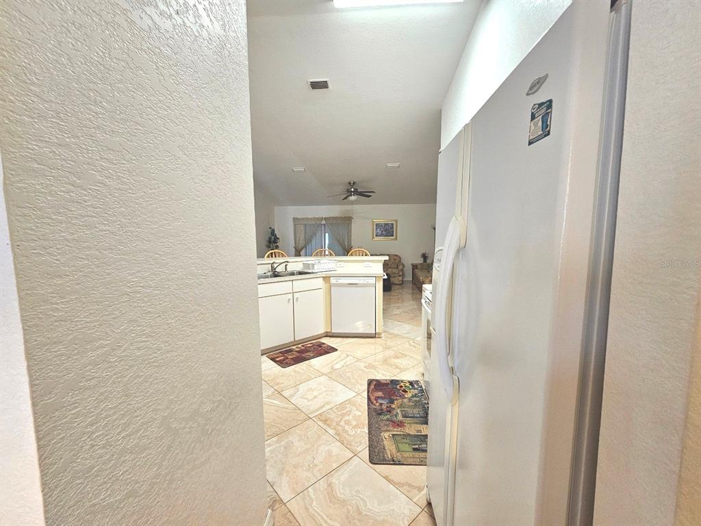 6161 Coliseum Boulevard Port Charlotte, FL 33981 - Photo 8 of 67