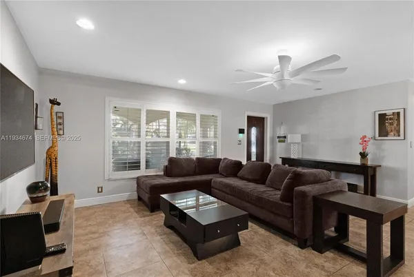 $749,000 | 3401 Northeast 21st Avenue, Lighthouse Point, FL 33064