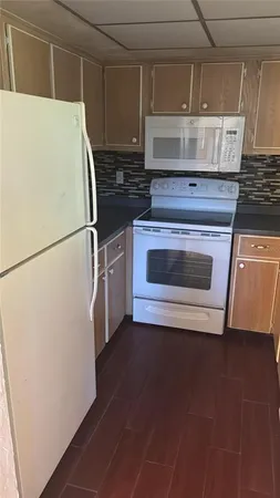 $1,550 | Undisclosed Address, Wildwood, FL 34785