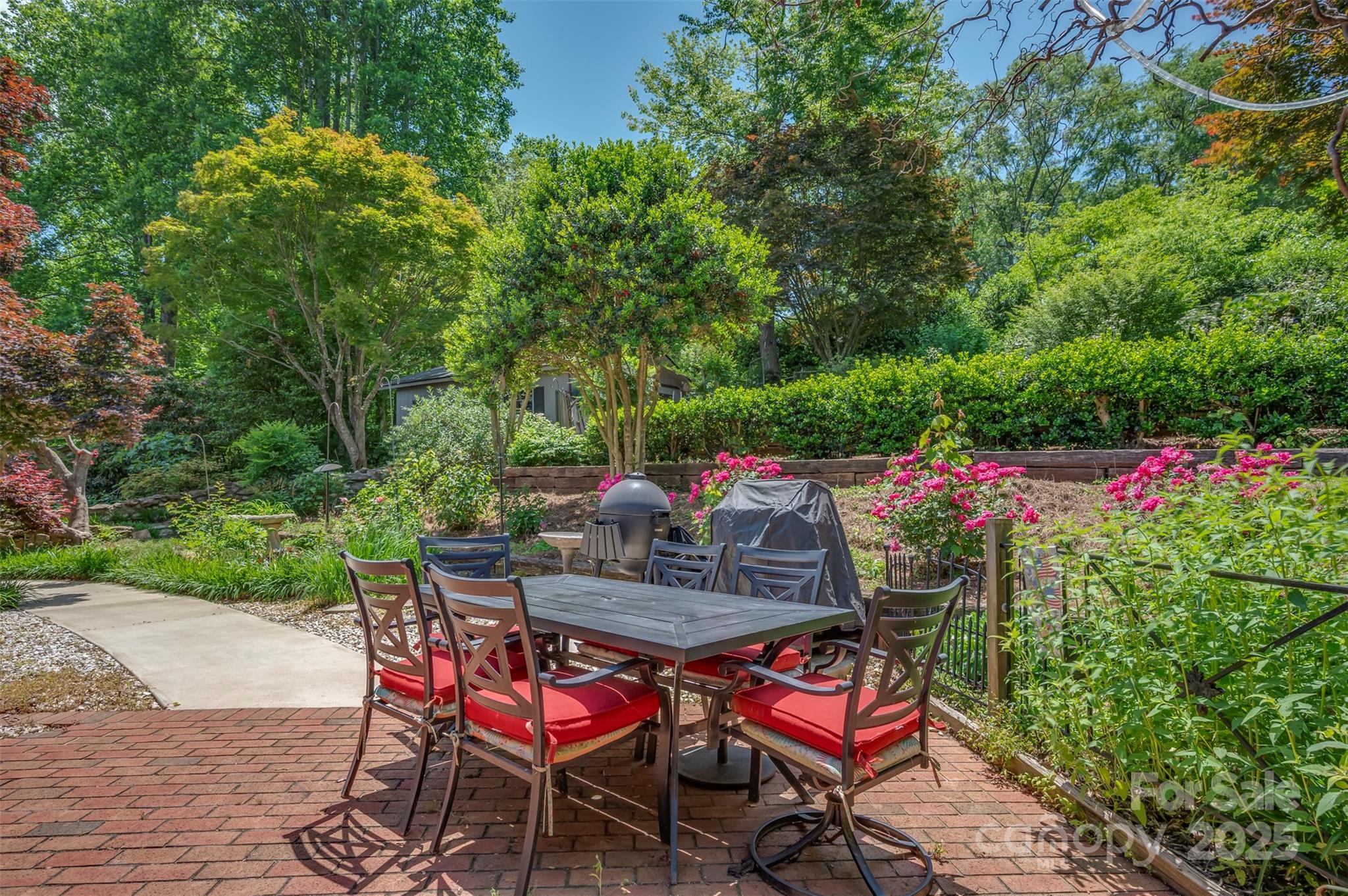 147 Anne Street Rutherfordton, NC 28139 - Photo 27 of 31 a patio with table and chairs