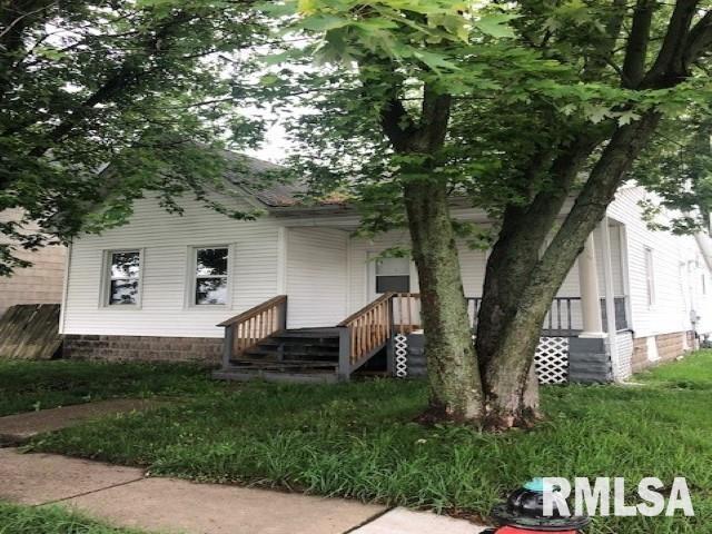 1241 North 15th Street Springfield, IL 62702 - Photo 1 of 10