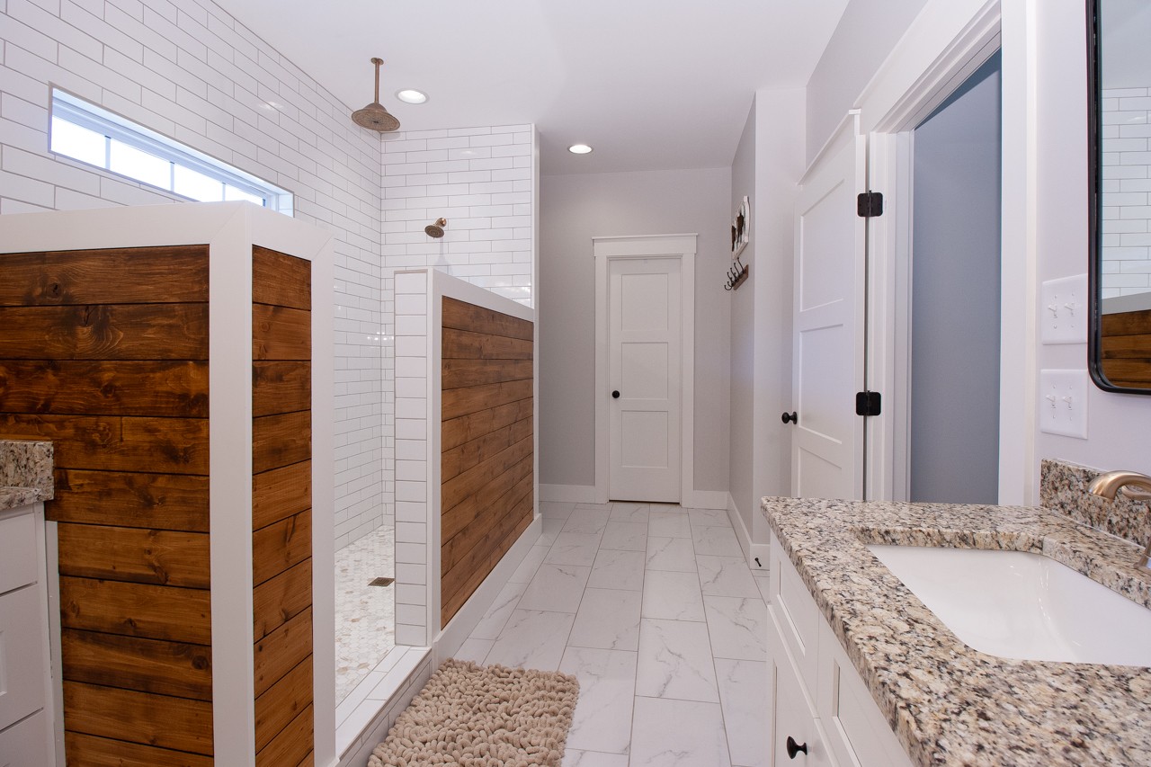 1190 Greenvale Road Milton, TN 37118 - Photo 12 of 21 walk in closet with white cabinets