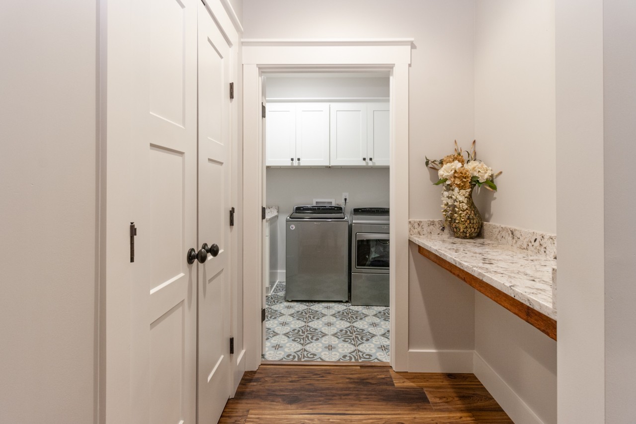1190 Greenvale Road Milton, TN 37118 - Photo 14 of 21 a kitchen with a refrigerator and microwave