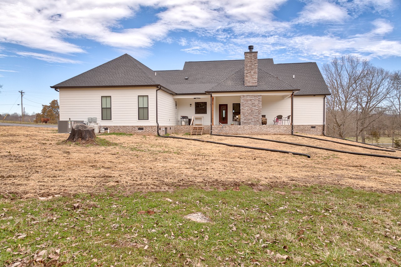 1190 Greenvale Road Milton, TN 37118 - Photo 19 of 21 a front view of a house with a yard