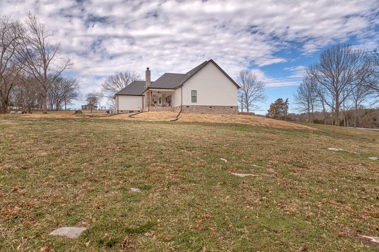 1190 Greenvale Road Milton, TN 37118 - Photo 21 of 21 a front view of house with yard