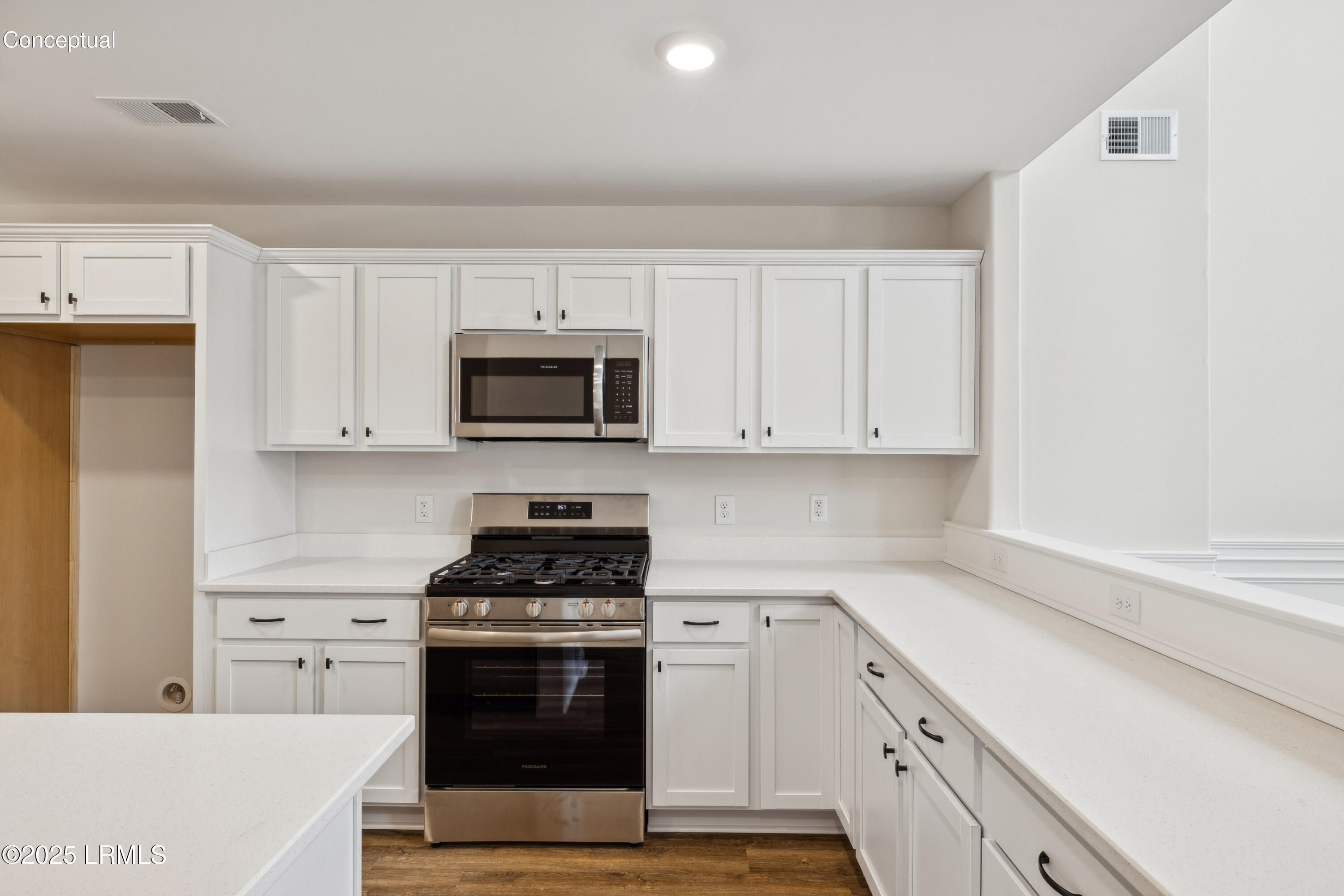 476 Royal Road Hardeeville, SC 29927 - Photo 7 of 33 238RoyalRoad-IslandHouseMedia-0030