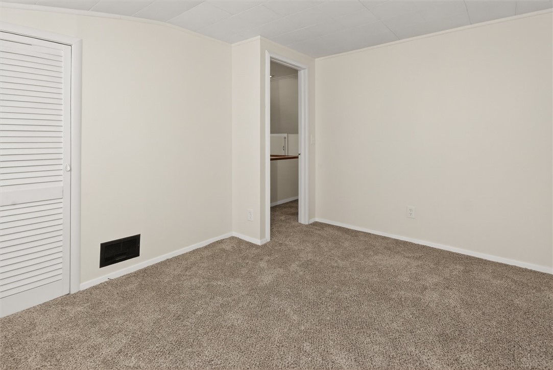 315 Orland Road Irondequoit, NY 14622 - Photo 28 of 48