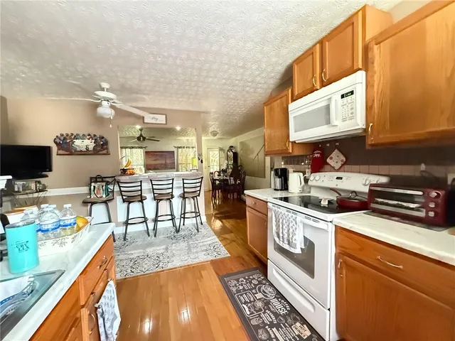 $370,000 | 5059 Lancashire Court, Flowery Branch, GA 30542