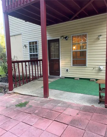 $370,000 | 5059 Lancashire Court, Flowery Branch, GA 30542