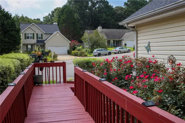 $370,000 | 5059 Lancashire Court, Flowery Branch, GA 30542