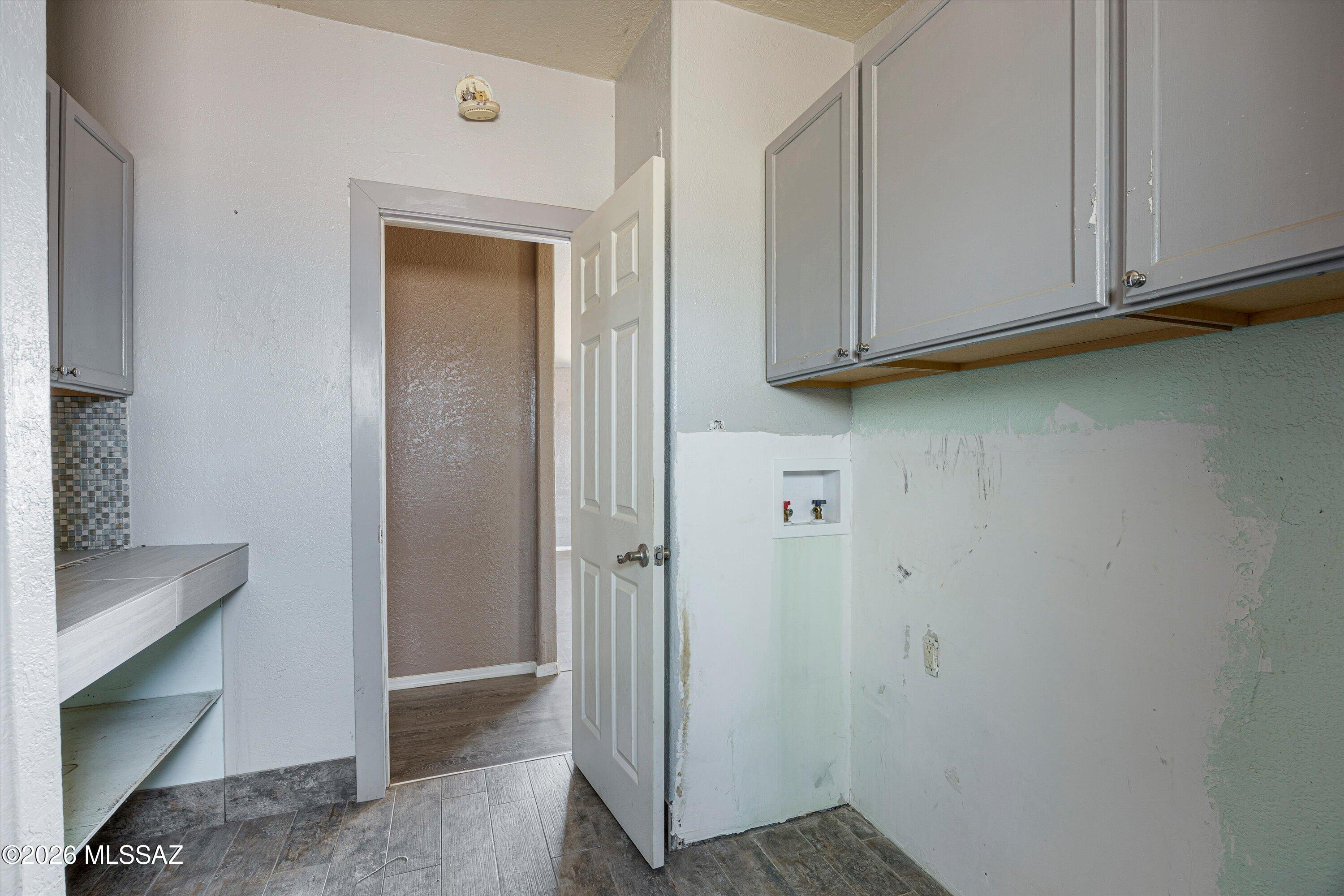 17111 South Country Club Road, Unit 48 Sahuarita, AZ 85629 - Photo 33 of 37 Laundry Area