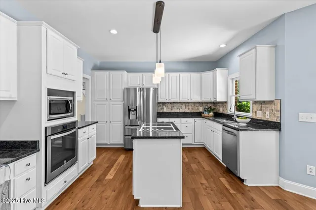 $665,000 | 15 Plantation Drive, Southern Pines, NC 28387