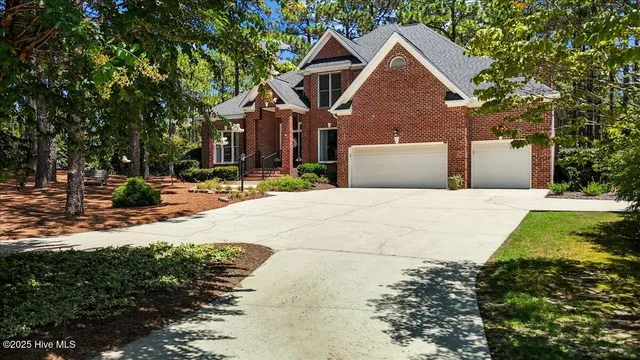 $665,000 | 15 Plantation Drive, Southern Pines, NC 28387