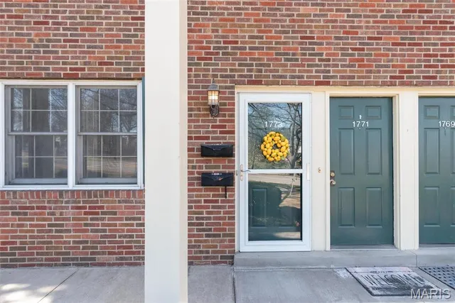 $179,900 | 1773 High School Drive, Brentwood, MO 63144