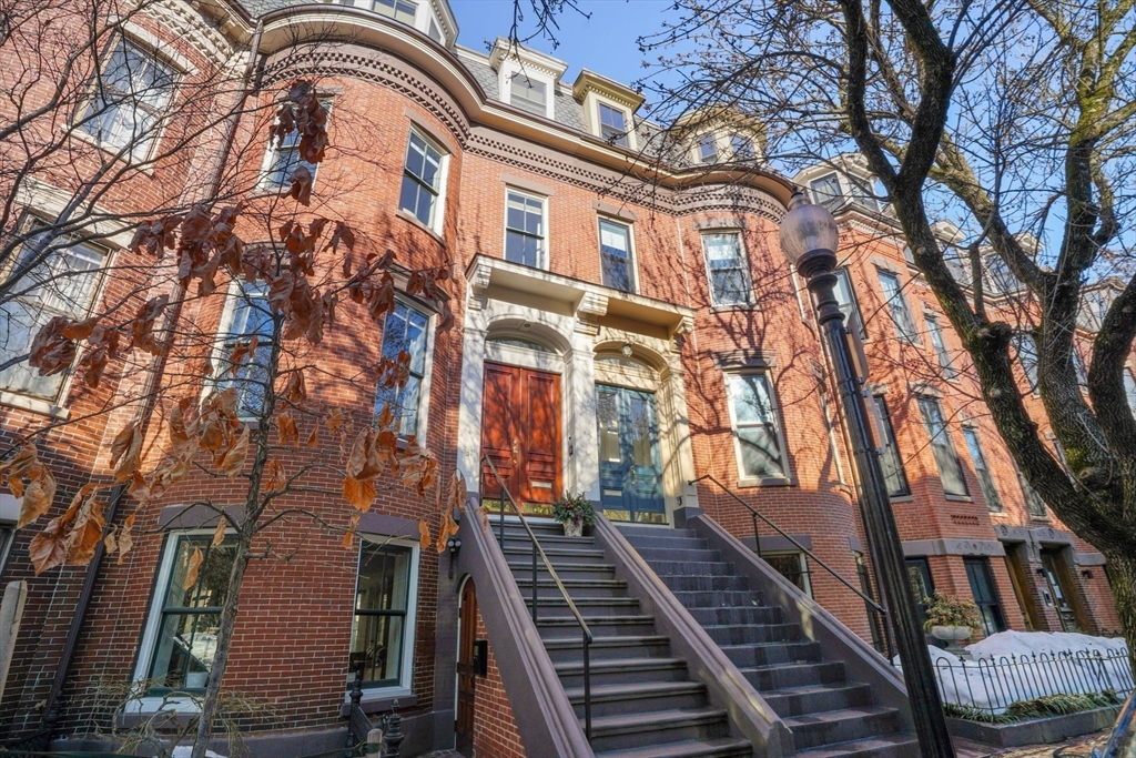 29 Holyoke Street, Unit 1 Boston, MA 02116 - Photo 12 of 24