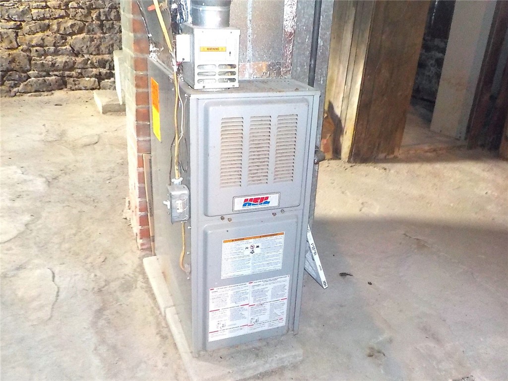 30 Churchlea Place Rochester, NY 14611 - Photo 15 of 19