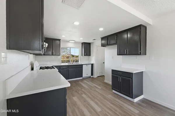 $420,000 | 17316 Sweetaire Avenue, Lancaster, CA 93535