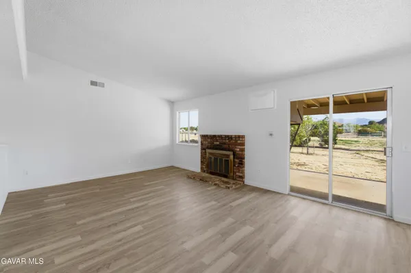 $420,000 | 17316 Sweetaire Avenue, Lancaster, CA 93535