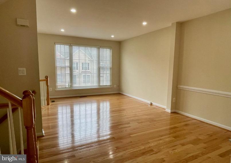 9058 Two Bays Road Lorton, VA 22079 - Photo 6 of 32