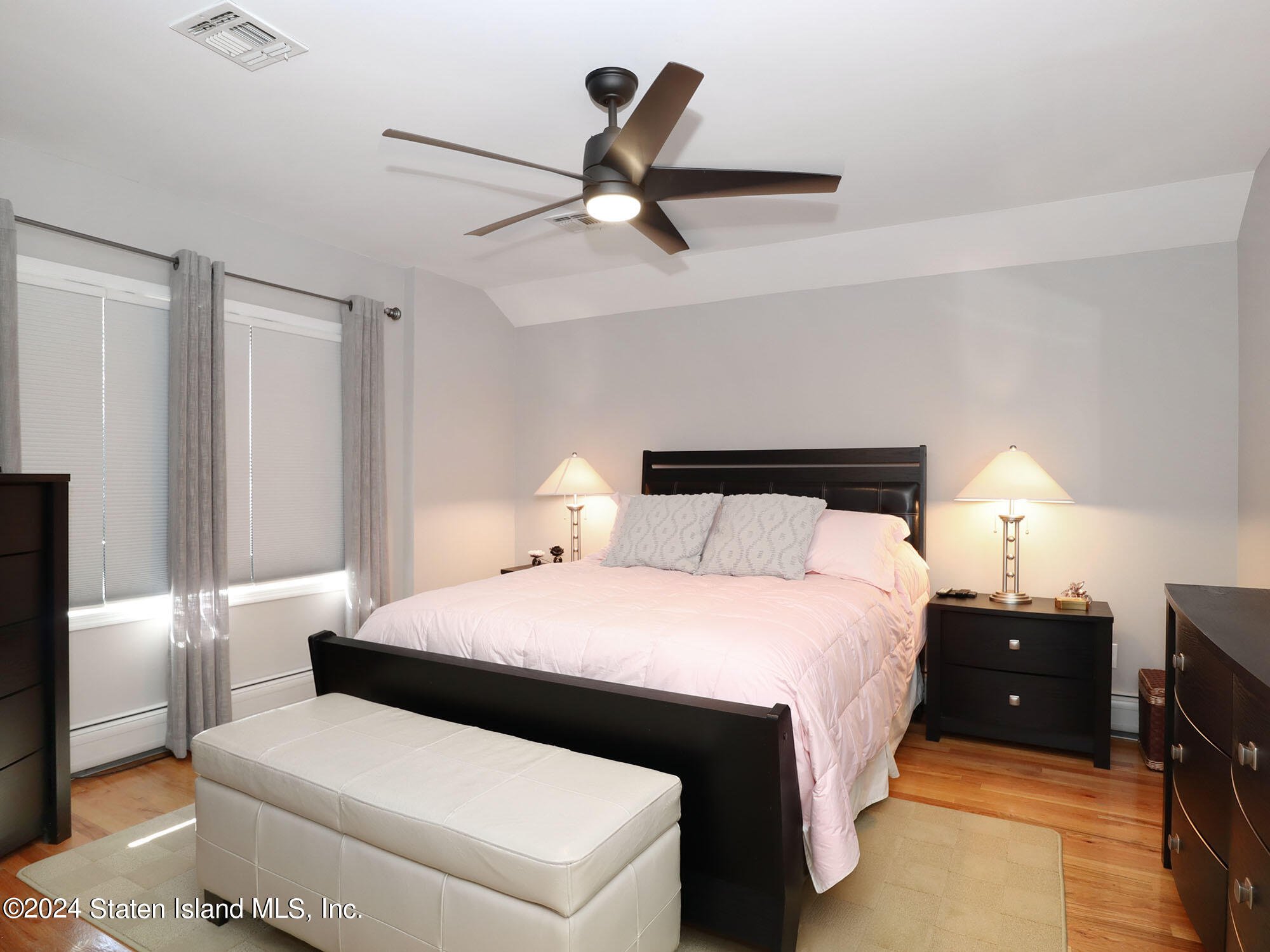 57 Everett Avenue Staten Island, NY 10309 - Photo 26 of 43 IMG_1983