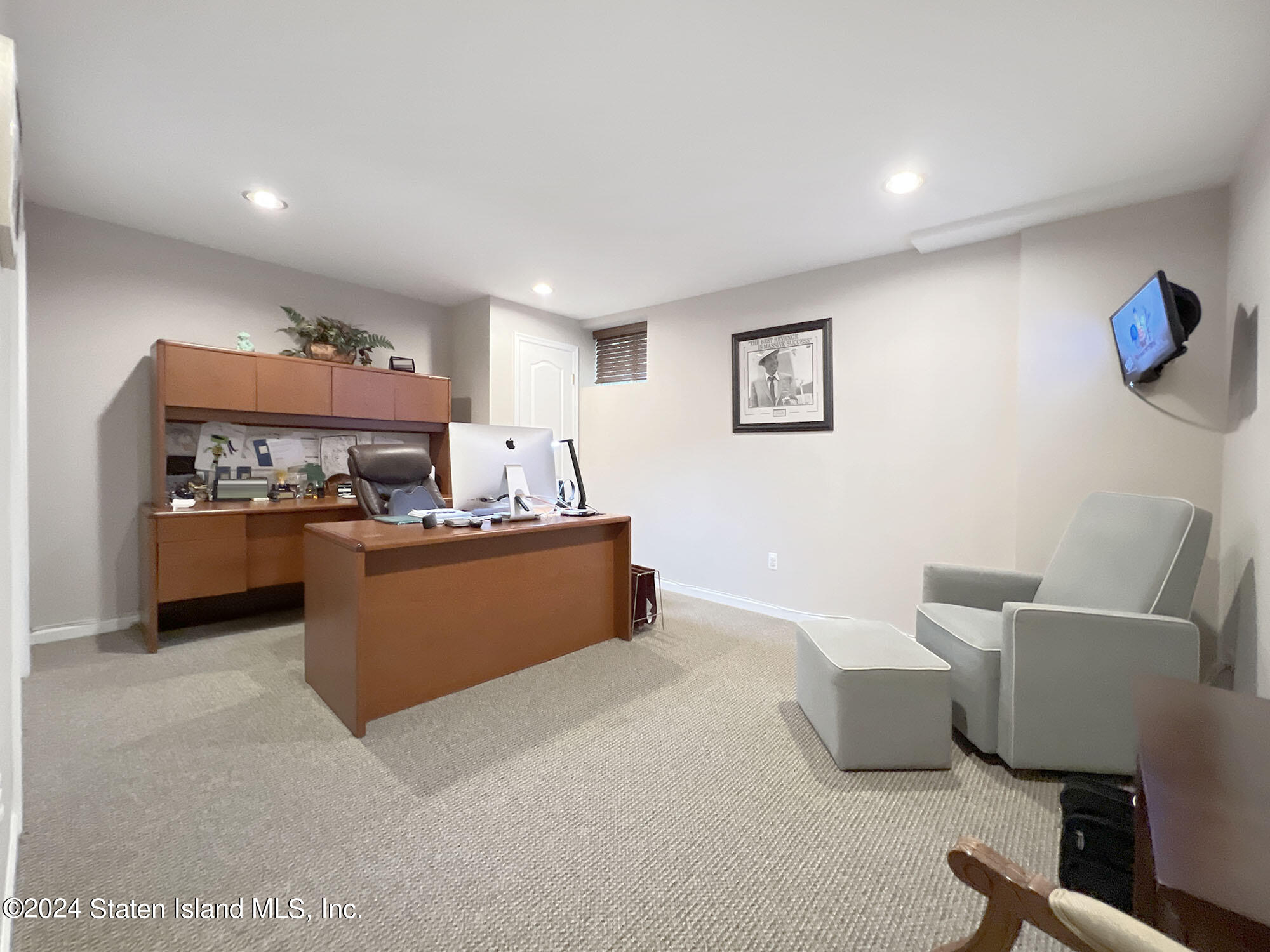 57 Everett Avenue Staten Island, NY 10309 - Photo 36 of 43 IMG_1379