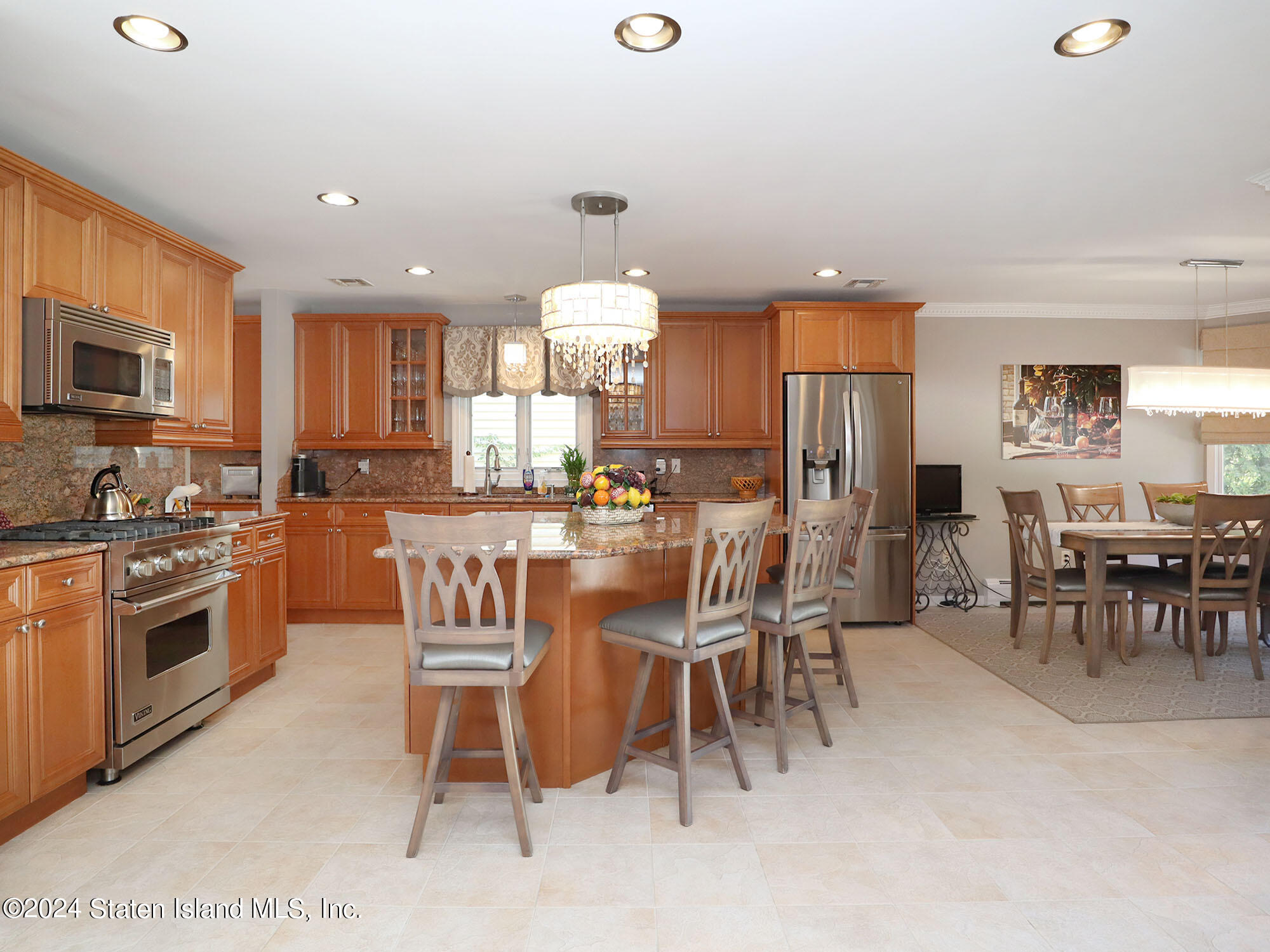 57 Everett Avenue Staten Island, NY 10309 - Photo 10 of 43 IMG_2026