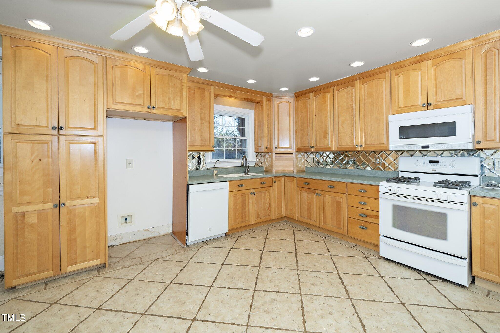 908 Ruby Street Durham, NC 27704 - Photo 13 of 30 12-web-or-mls-908 Ruby (5 of 29) copy