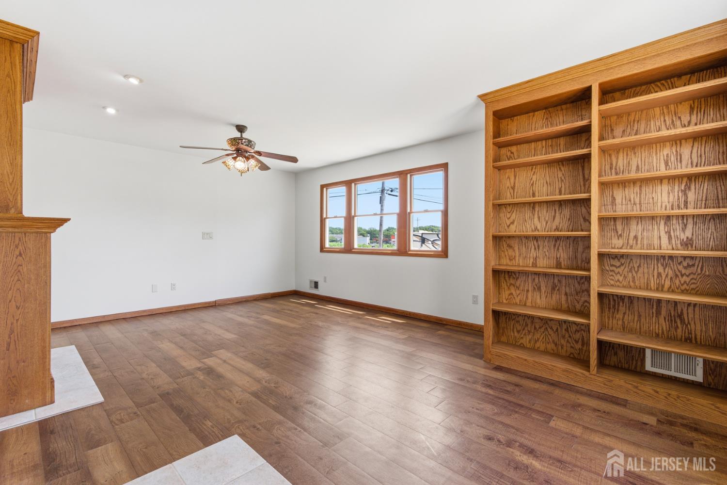 39 Kearney Road Sayreville, NJ 08879 - Photo 10 of 40