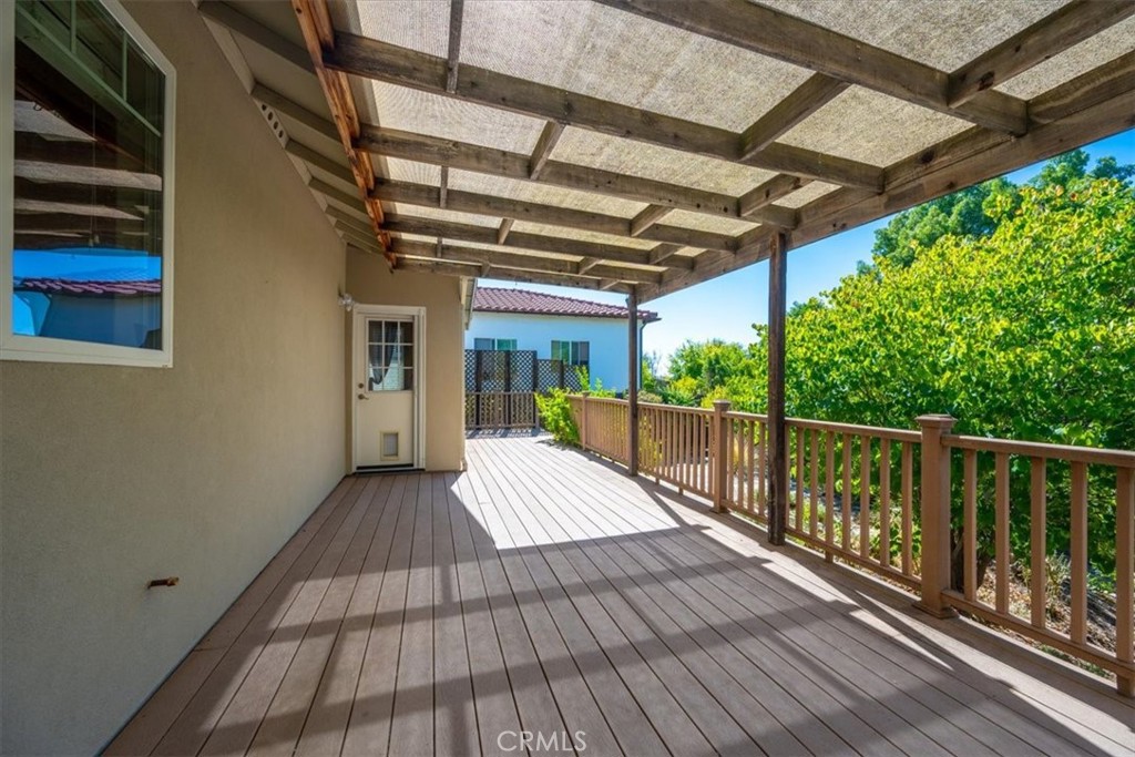595 Red Cloud Road Paso Robles, CA 93446 - Photo 30 of 51 Backyard Deck