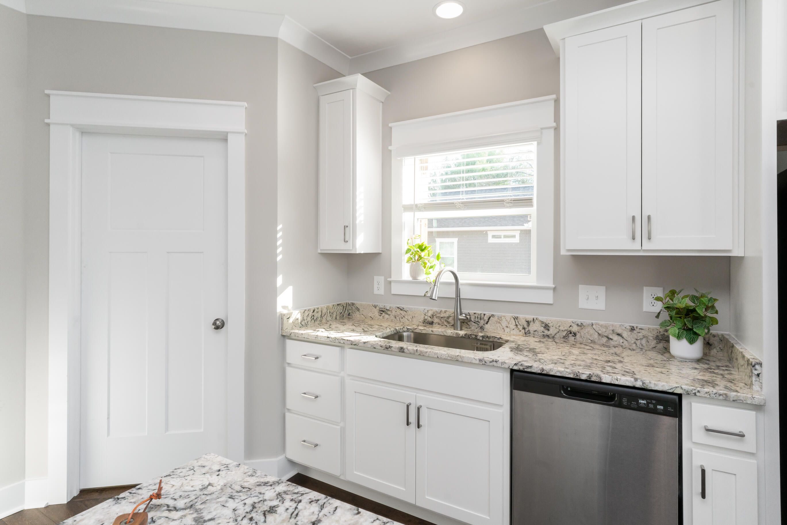 1112 Phillips Street Southwest Cleveland, TN 37311 - Photo 4 of 20 Kitchen