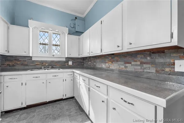 $159,900 | 1110 State Street, New Albany, IN 47150