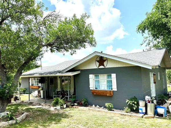 $395,000 | 212 Way Drive, Ingram, TX 78025