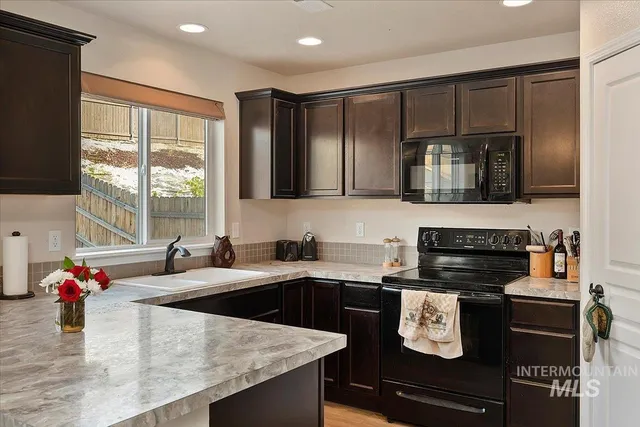 $499,900 | 3600 South Fork Avenue, Nampa, ID 83686